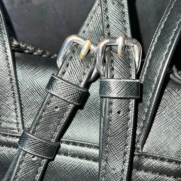 GUESS Los Angeles Unisex Black Vegan Small Silver Tone Hardware main image 10